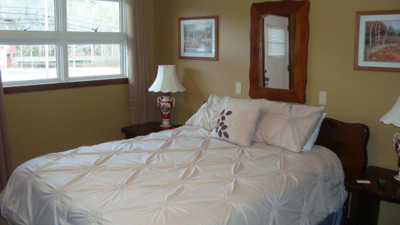 Snow Creek Inn West Dover Eksteriør billede
